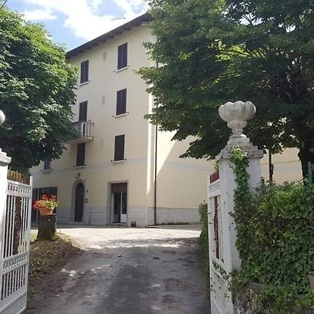 Casa Mirtillo Lizzano In Belvedere Exterior foto